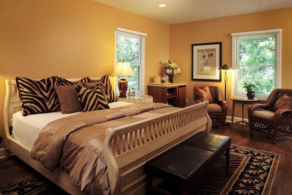 Macarthur Place Inn & Spa Sonoma Oda fotoğraf
