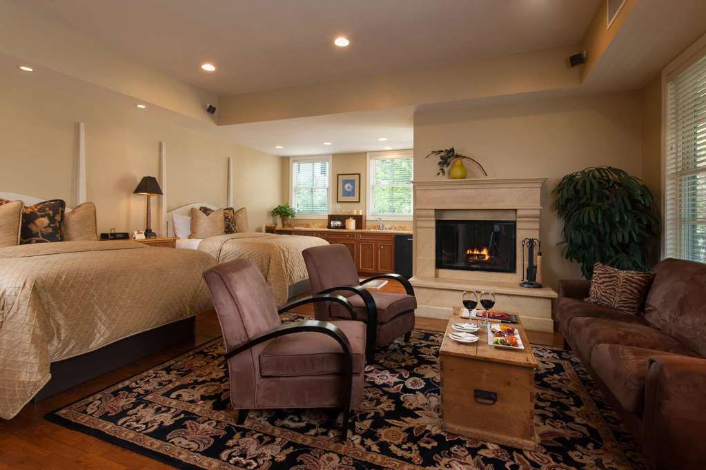Macarthur Place Inn & Spa Sonoma Oda fotoğraf